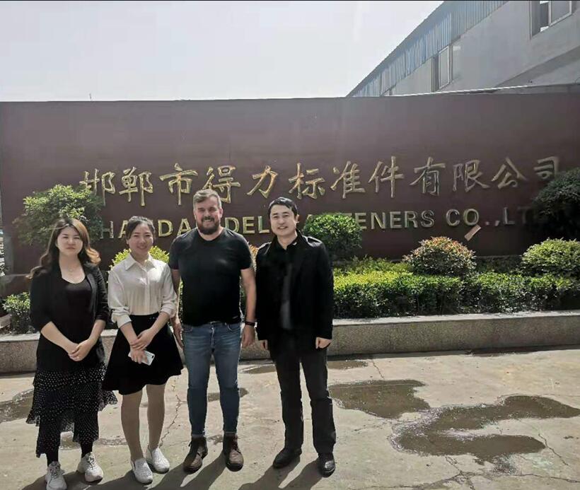 巴西客戶(hù)參觀得力公司工廠